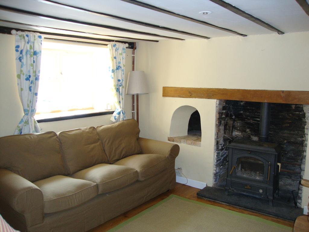 Ceiros Cottage Llangammarch Wells Exterior foto